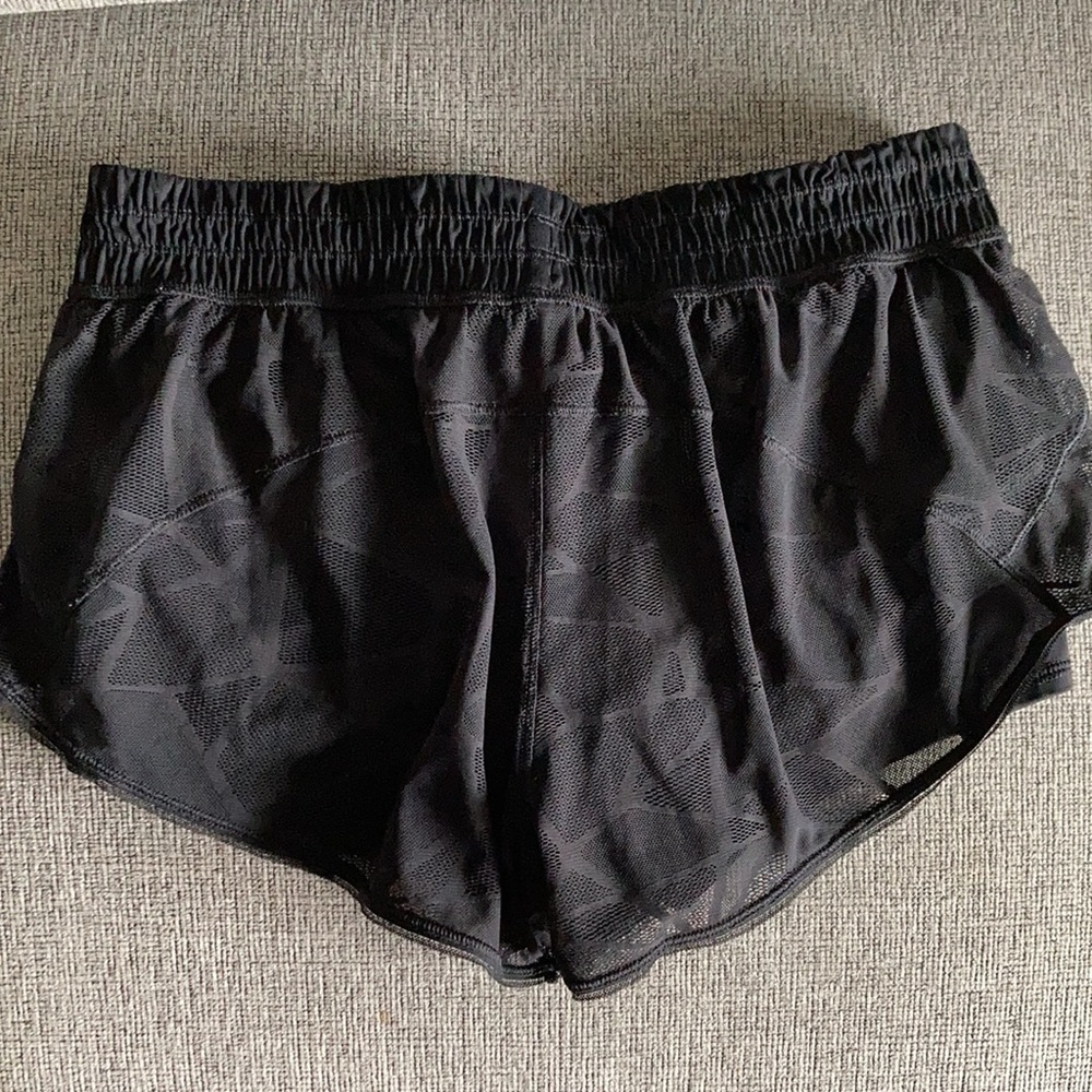 Lululemon Shorts - Picture 2 of 5